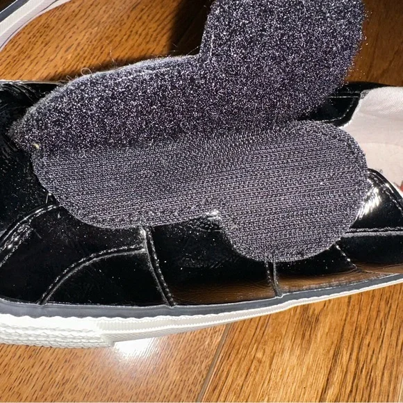 Mickey and Minnie shoes - Picture 5 of 9